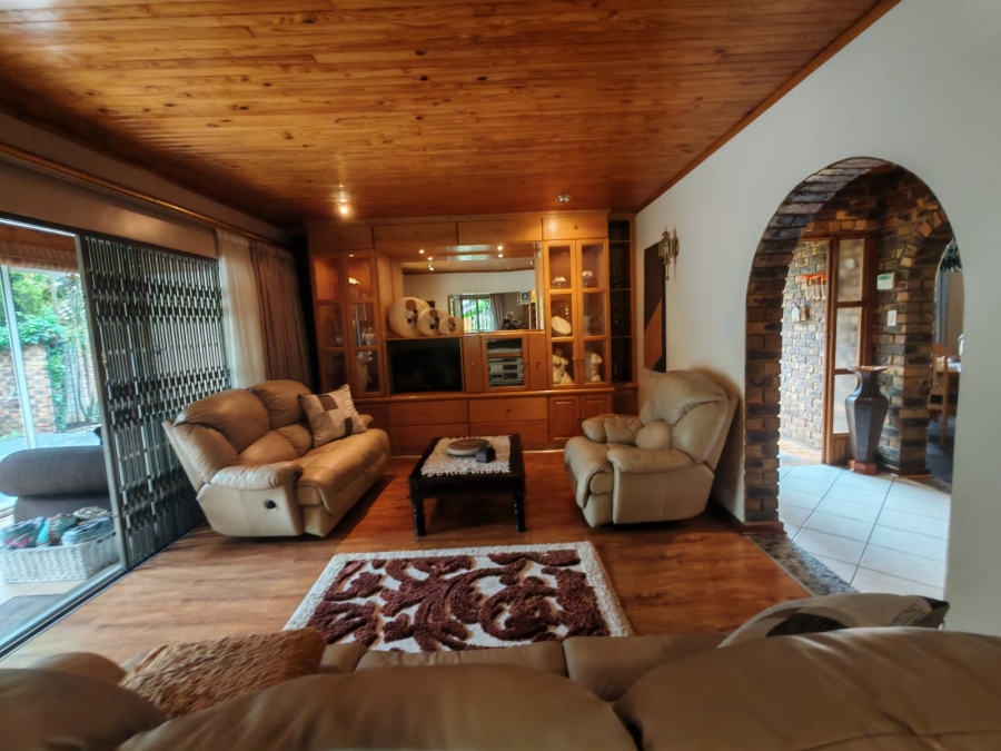 3 Bedroom Property for Sale in Vaalpark Free State